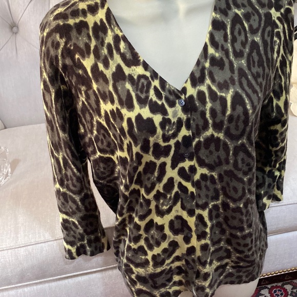 NEIMAN MARCUS CASHMERE COLLECTION Button down sweater jacket 3/4 sleeves size XL - Picture 16 of 16